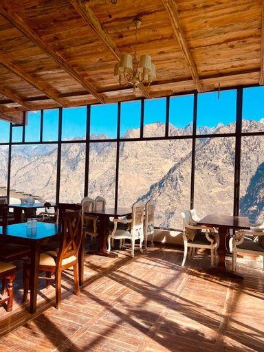 Food & Drinks 4, Faraway Cottages, Chamoli