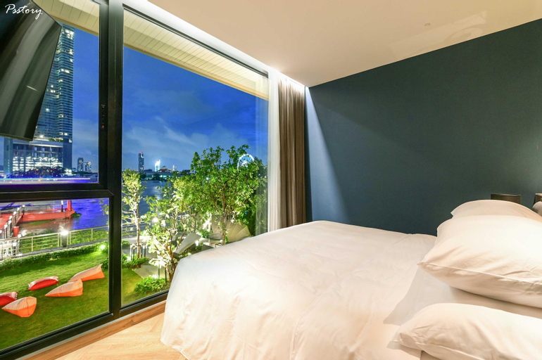 Bedroom 15