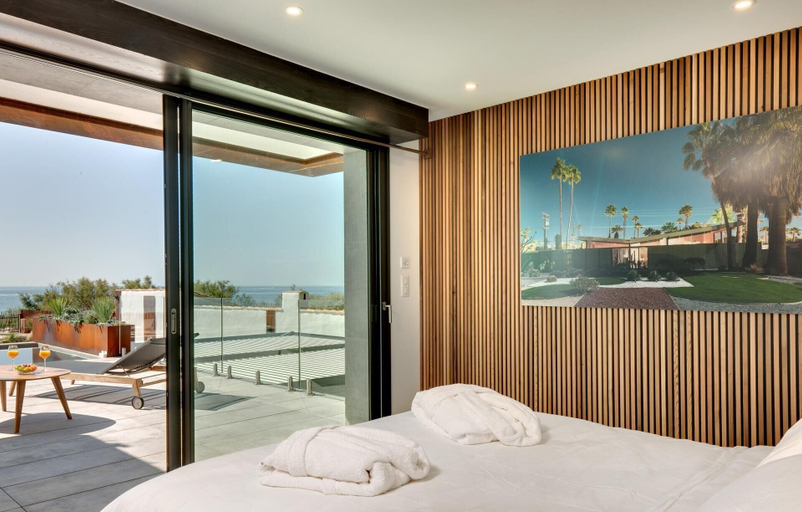 Bedroom 2, Villa Miramar, Hérault