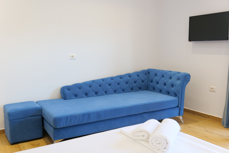 Others 5, Summer Point Hotel, Sarandës