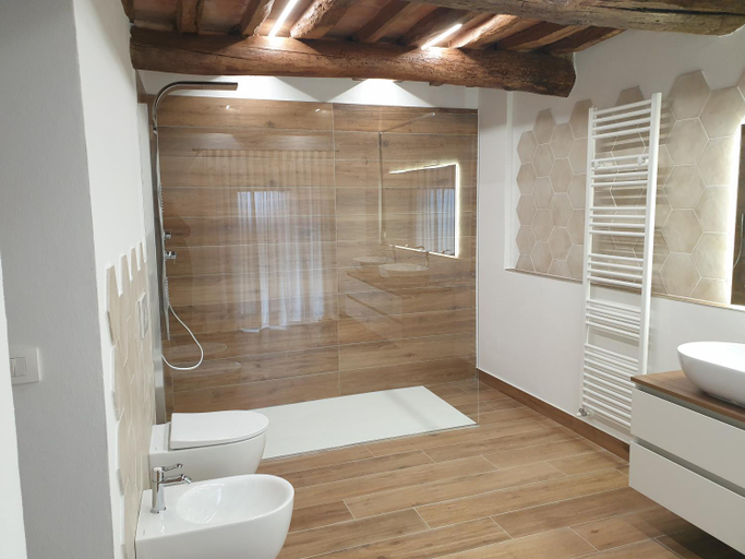 Bathroom 5, B&B Il Mandorlo, Arezzo