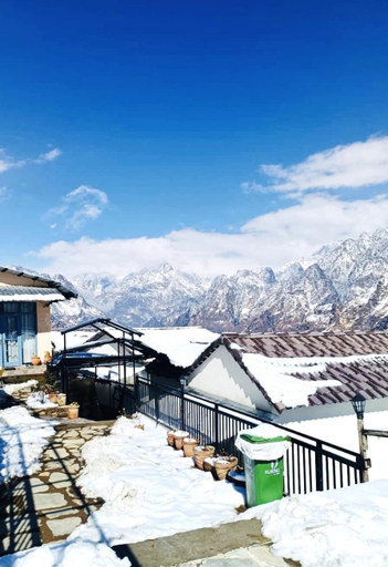 Others 5, Faraway Cottages, Chamoli
