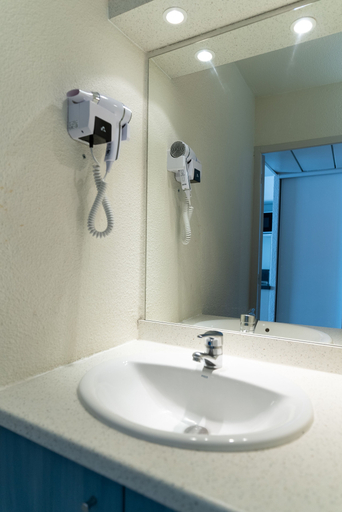 Bathroom 5, Residence Azureva Piau-Engaly, Hautes-Pyrénées