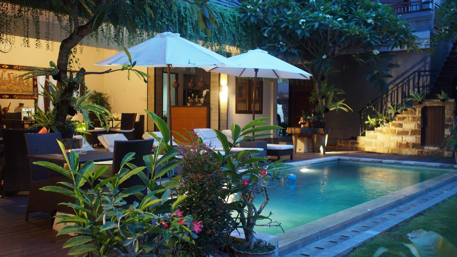 Swimming Pool 4