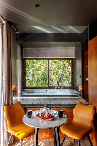 Bathroom 5, Sterling Athirappilly, Ernakulam