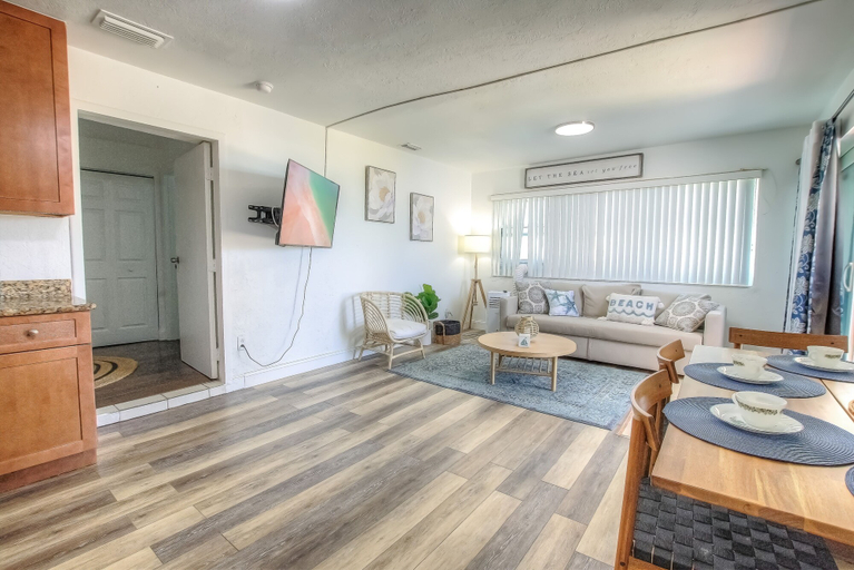 Others 4, Daytona Shores Inn & Suites, Volusia