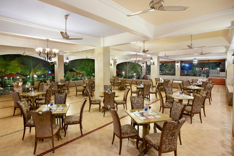 Food & Drinks 4, Villa San Lawrenz, Pune