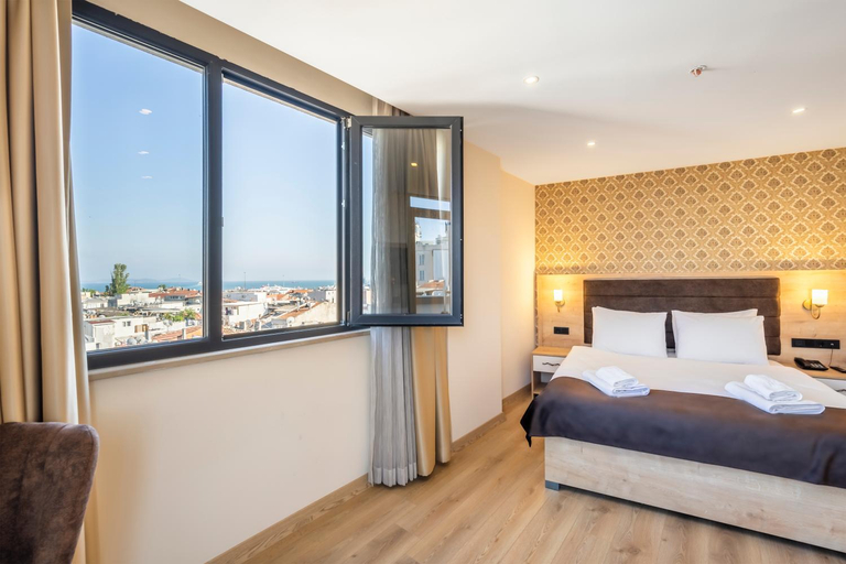 Bedroom 4, Emin Palace, Fatih