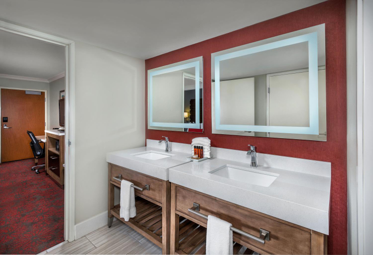 Bathroom 4, Desert Palms Hotel & Suites, Orange