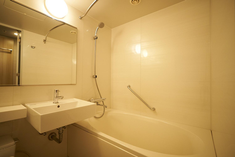 Bathroom 6