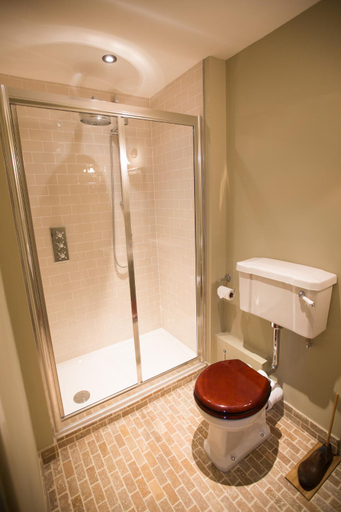 Bathroom 3, The Porch House, Gloucestershire