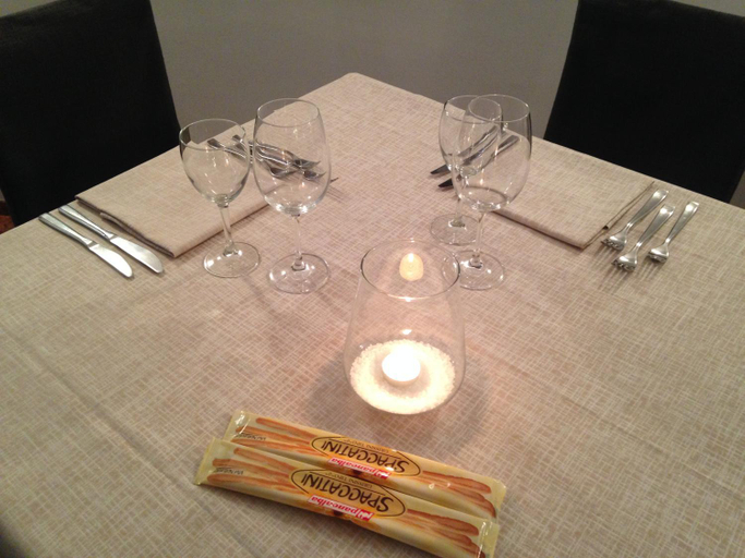 Food & Drinks