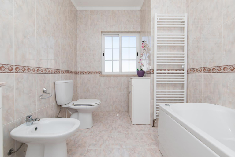 Villa with swimming pool, Sesimbra