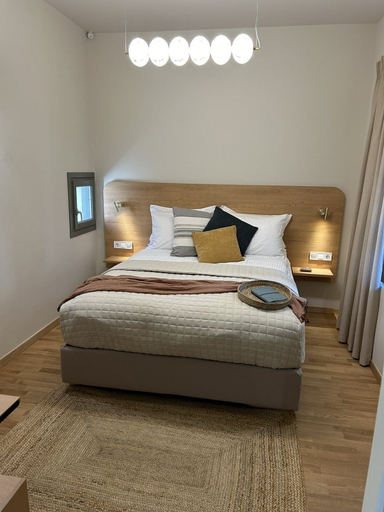 Bedroom 3, Living Yard Acropolis, Attica