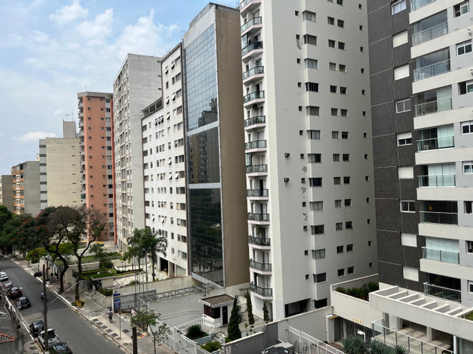 Exterior 12
