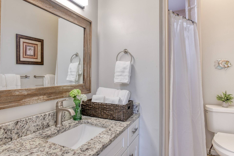 Bathroom 4, Sea Casa, Saint Johns