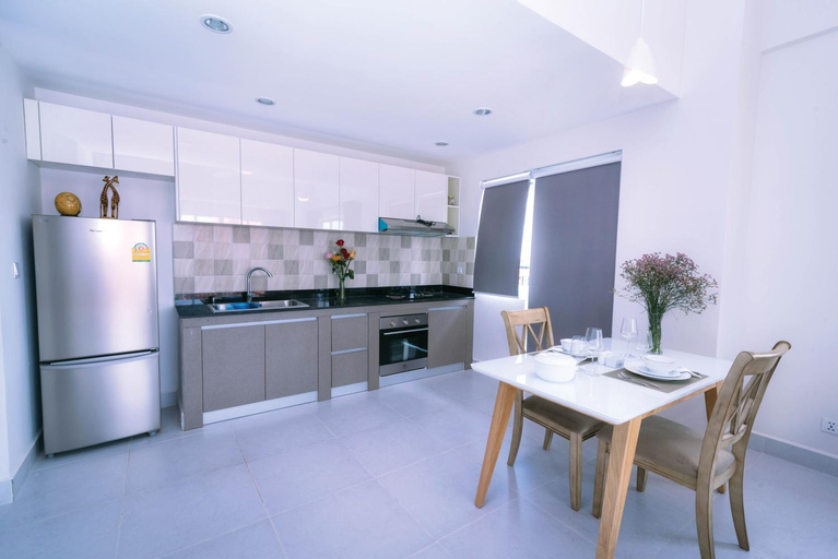 Dining Room 12