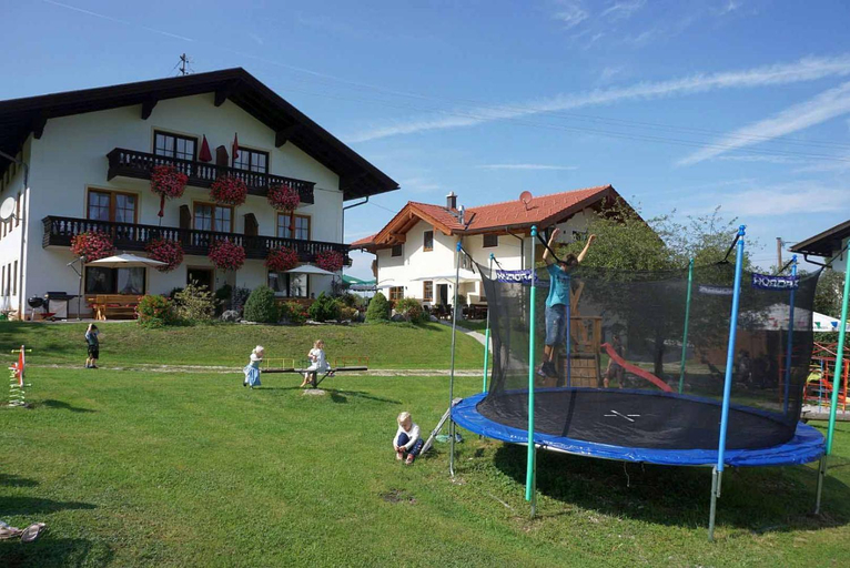 Others 3, Cafe Wastelbauerhof - Urlaub auf dem Bauernhof, Rosenheim
