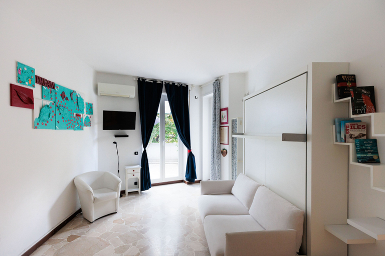 Others 4, Alessia's Flat - Breno 1, Milano