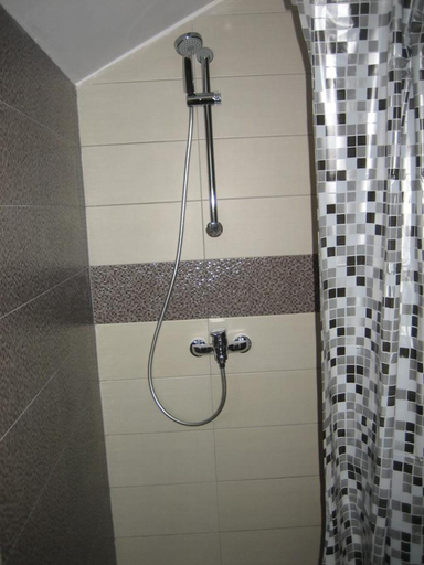 Bathroom 4, INO Apartments