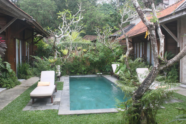 Swimming Pool 4