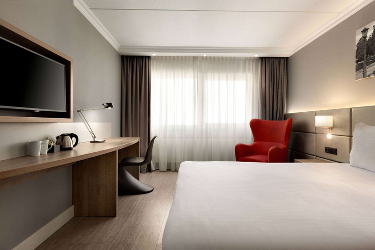 Bedroom 3, Ramada by Wyndham Amsterdam Airport Schiphol, Haarlemmermeer