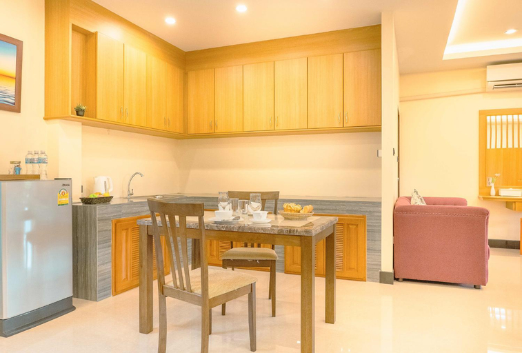 Dining Room 30