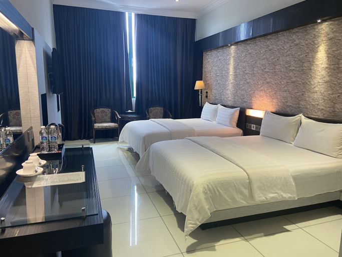 Bedroom 2, Hotel O Tong Villion Hotel, Pekan