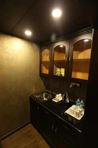 Bathroom 3, Atithi Hotel - Guwahati, Kamrup Metropolitan