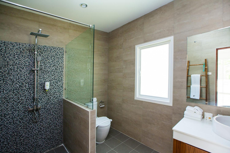 Bathroom 5, Baan Anna Pool and Spa Villa, Mueang Krabi