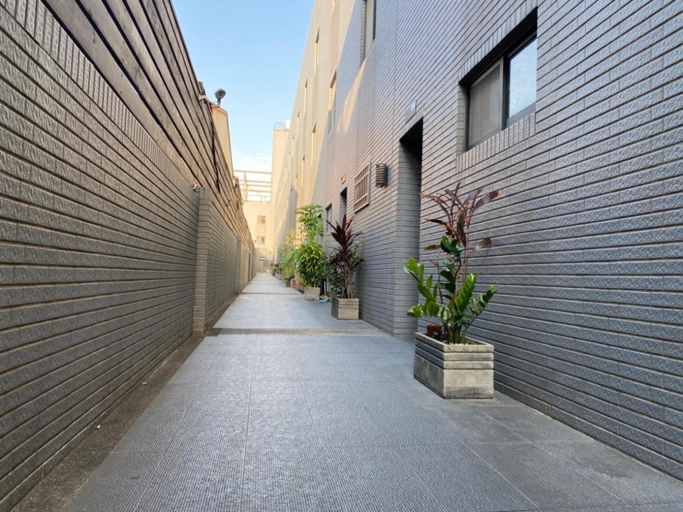 Exterior & Views, Yizhong Street Lodging, Taichung