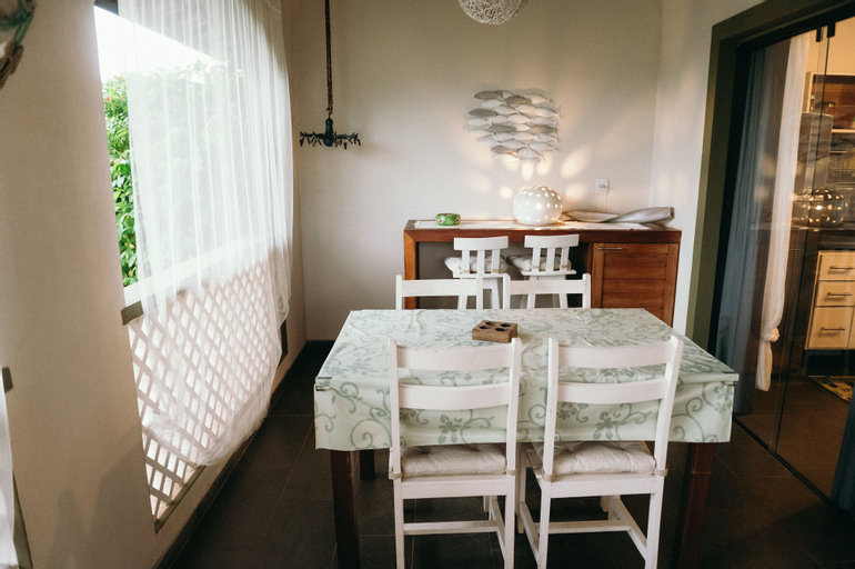 Dining Room 24