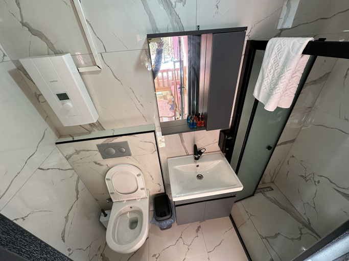 Bathroom, Riverlandrize, Ardeşen