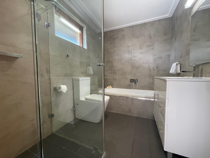 Bathroom 6