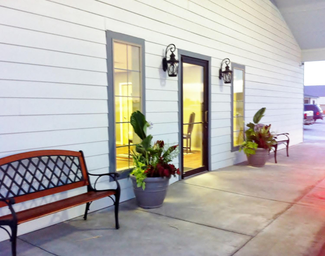Others 5, Southern Inn and Suites Kermit, Winkler