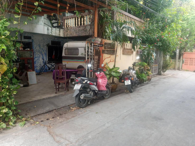 Others 5, Best Place(No have parking for cars.), Rat Burana