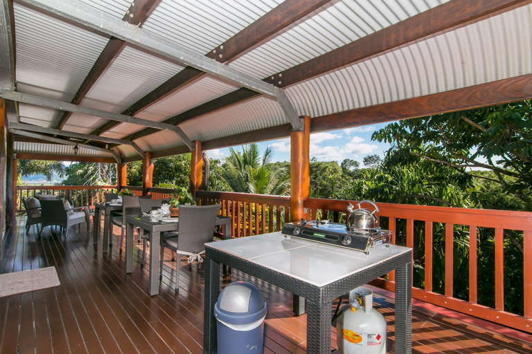 Food & Drinks 2, Daintree Manor B&B, Douglas