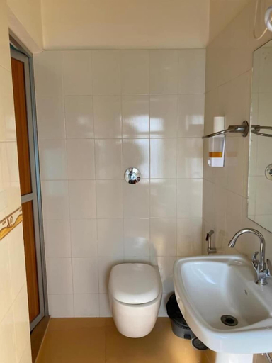 Bathroom 5, Natural Lake View Hotel, Udaipur