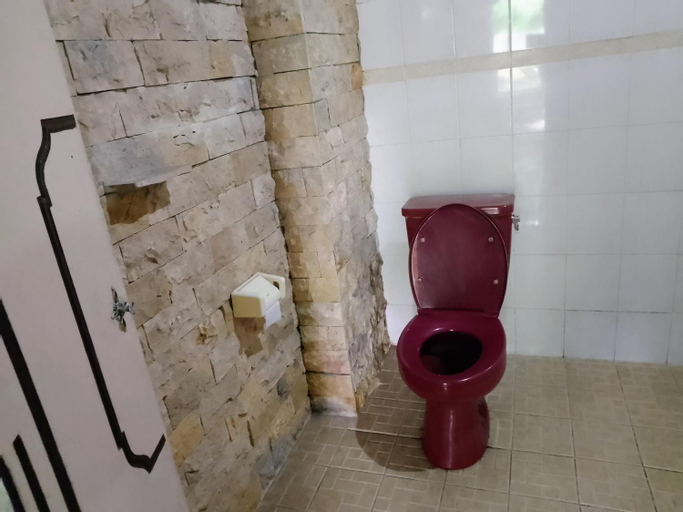 Bathroom 4