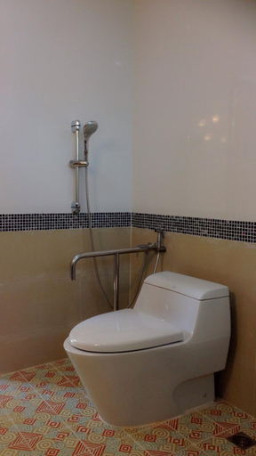 Bathroom 4, Damnoen Care Resort, Damnoen Saduak