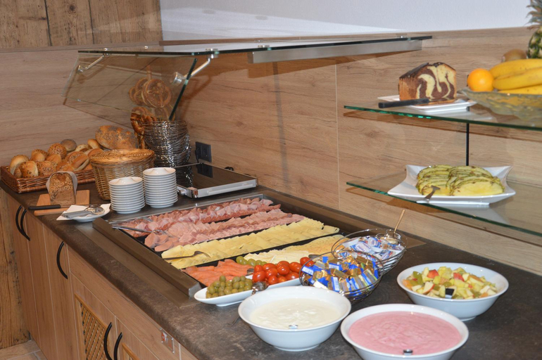 Food & Drinks 5, BAUER Gastezimmer, Eichstätt