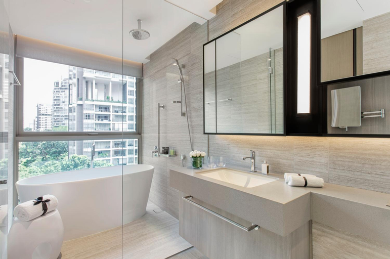 Bathroom 7