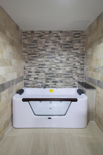 Bathroom 5
