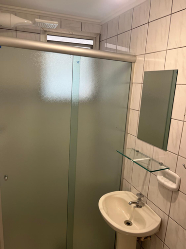Bathroom 9