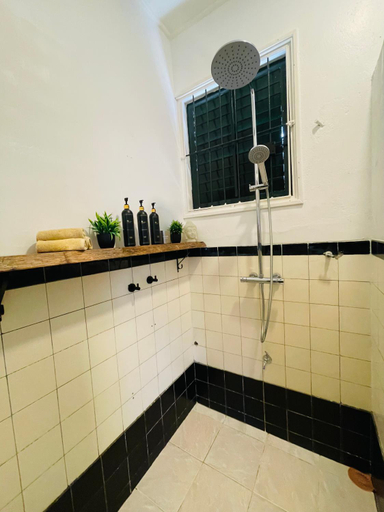 Bathroom, Queen Maxima by Prins Hendrik Suites, Rainville