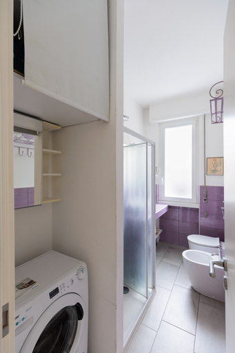 Bathroom 2, Alessia's Flat - Breno 1, Milano