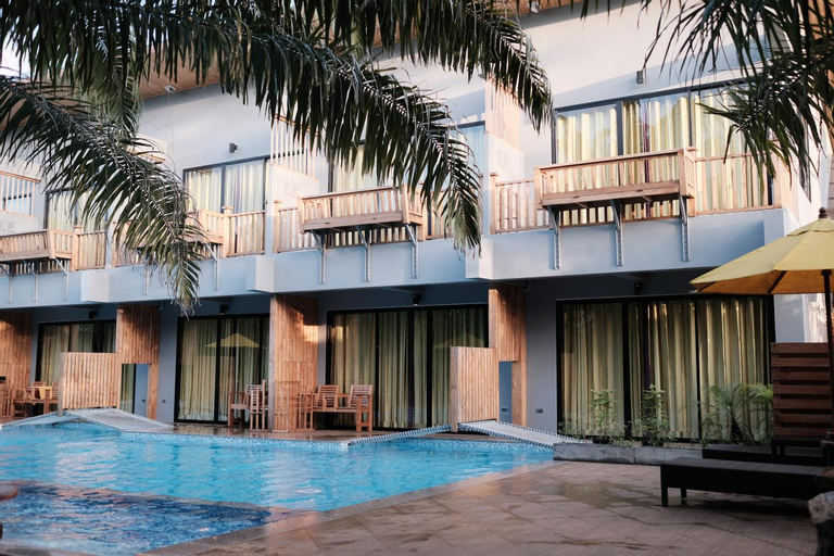 Swimming Pool 9