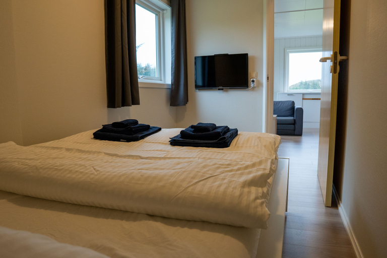 Bedroom 2, Vollvaagen Apartments Smøla, Smøla