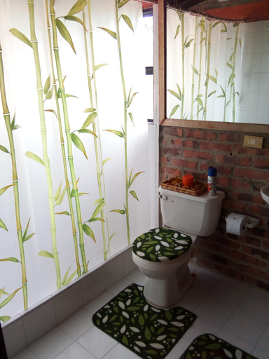 Bathroom, REFUGIO EXPLORA VERDE, Choachí