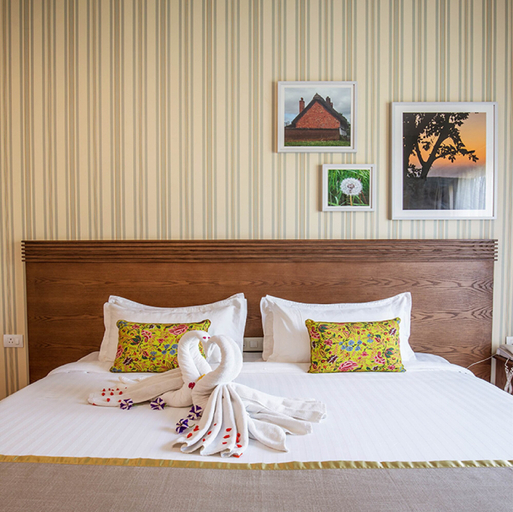 Bedroom 3, Karma Chalets, Gurgaon